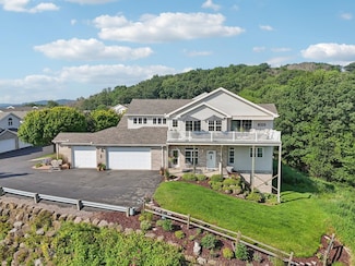W11574 Island View Ct, Lodi, WI 53555
