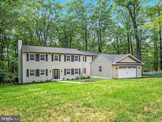 13209 Johnny Moore Ln, Clifton, VA 20124