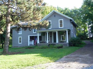 13 State St, Bloomfield, NY 14469