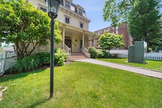 49 Glenbrook Rd Unit 302, Stamford, CT 06902