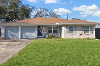 1804 Bimini Way, Seabrook, TX 77586
