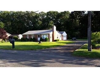 179 Maynard St, Feeding Hills, MA 01030