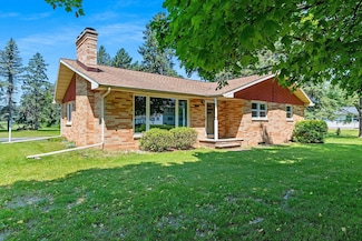 1263 Cardinal Ln, Green Bay, WI 54313