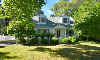 726 Avondale St, Kent, OH 44240