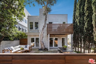 34 Anchorage St, Marina Del Rey, CA 90292