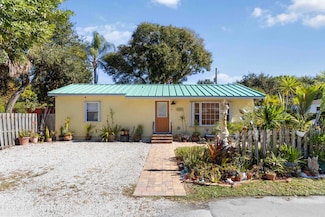 1589 Magnolia St NE, Palm Bay, FL 32905