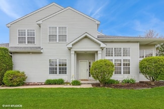 4 N Barton Trail, Batavia, IL 60510