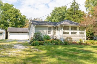 2054 Warren Ave, Akron, OH 44320