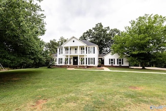 669 Saint John Rd, Baileyton, AL 35019