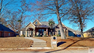 6907 Sugar Crest Dr, Texarkana, AR 71854
