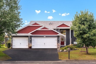 8625 Tessman Farm Rd N, Minneapolis, MN 55445