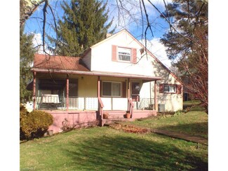 106 Marshall St, Corning, OH 43730