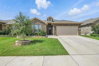 809 Shepperton Way, Justin, TX 76247