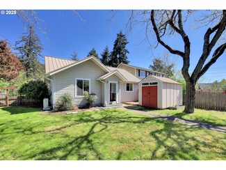 3717 E Amazon Dr, Eugene, OR 97405