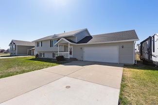 323 Freiheit Ln, Box Elder, SD 57719