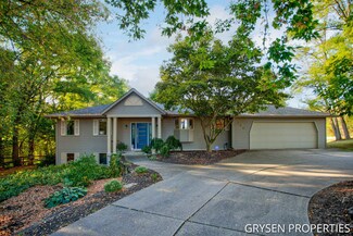 790 Jackson St SW, Grandville, MI 49418