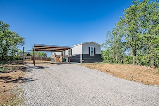 335 Overland Trail, Bridgeport, TX 76426