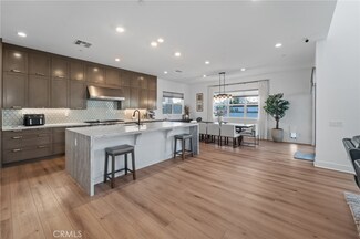 27363 Dialogue Way, Valencia, CA 91381