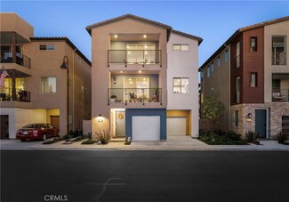 526 Serrano Summit Dr, Lake Forest, CA 92630