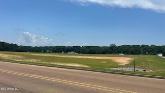 352 Anna Dr, McComb, MS 39648