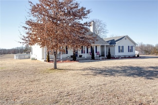 403 N Gray St, Pocola, OK 74902
