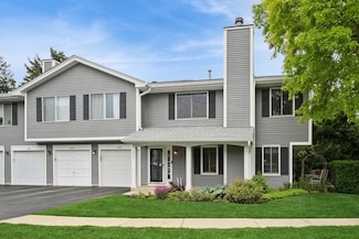 1314 Barclay Ln Unit 12, Deerfield, IL 60015