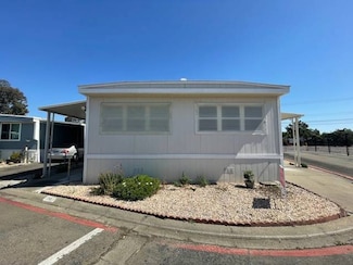 7501 Hazelnut Ln, Sacramento, CA 95828