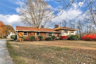 3051 Mcmackin Rd, Madison, OH 44057