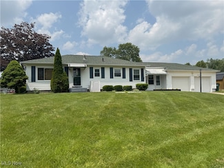 280 37th St SW, Barberton, OH 44203