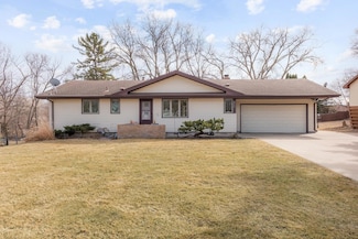 8517 77th Ave N, Brooklyn Park, MN 55445