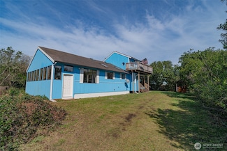 308 S Wynoochee Dr SW, Ocean Shores, WA 98569