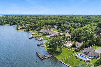 293 Great River Rd, Great River, NY 11739
