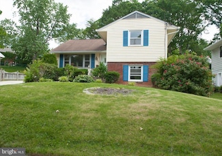 8435 Ravenswood Rd, New Carrollton, MD 20784