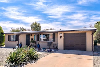 108 E El Limon, Green Valley, AZ 85614