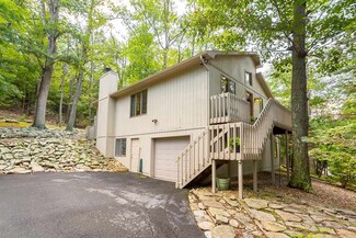 4572 Palmer Rd, McGaheysville, VA 22840