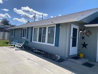 422 Torrey St, Klamath Falls, OR 97601