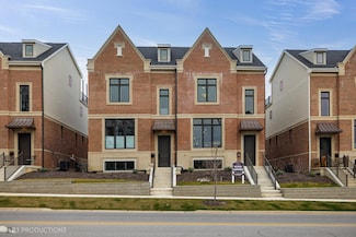 103 Valparaiso St, Valparaiso, IN 46383