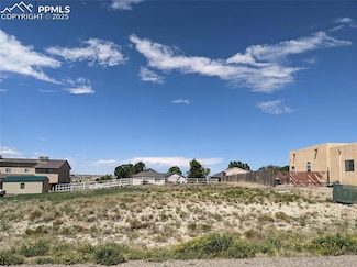 713 E Springmont Dr, Pueblo, CO 81007