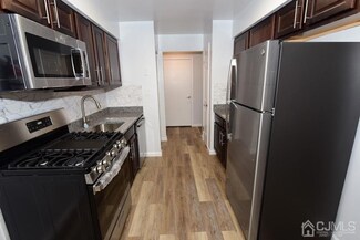 407 Peach St, Avenel, NJ 07001