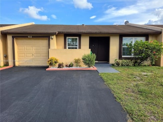 9410 S Meadows Cir, Miramar, FL 33025