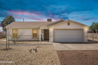 5213 Navajo Trail, Las Cruces, NM 88012