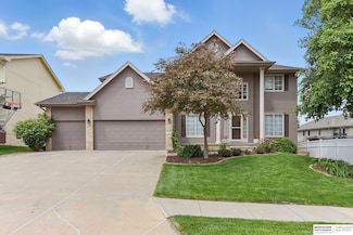 6520 N 157th St, Omaha, NE 68116