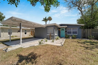 664 Gray St S, Saint Petersburg, FL 33707