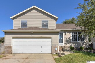 17762 Olive St, Omaha, NE 68136