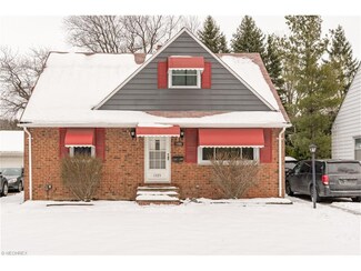 1725 E 238th St, Euclid, OH 44117