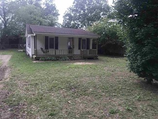 6953 First Ln, Trumann, AR 72472