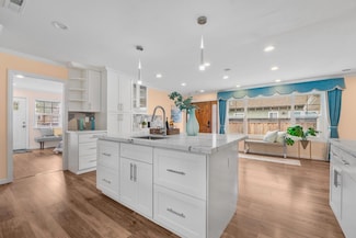 983 Smith Ave, Campbell, CA 95008