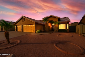 7916 W Rose Ln, Glendale, AZ 85303