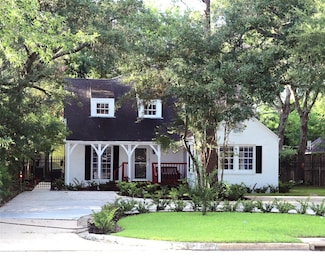 4912 Bellaire Blvd, Bellaire, TX 77401