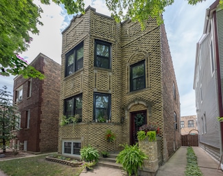 4018 N Maplewood Ave, Chicago, IL 60618